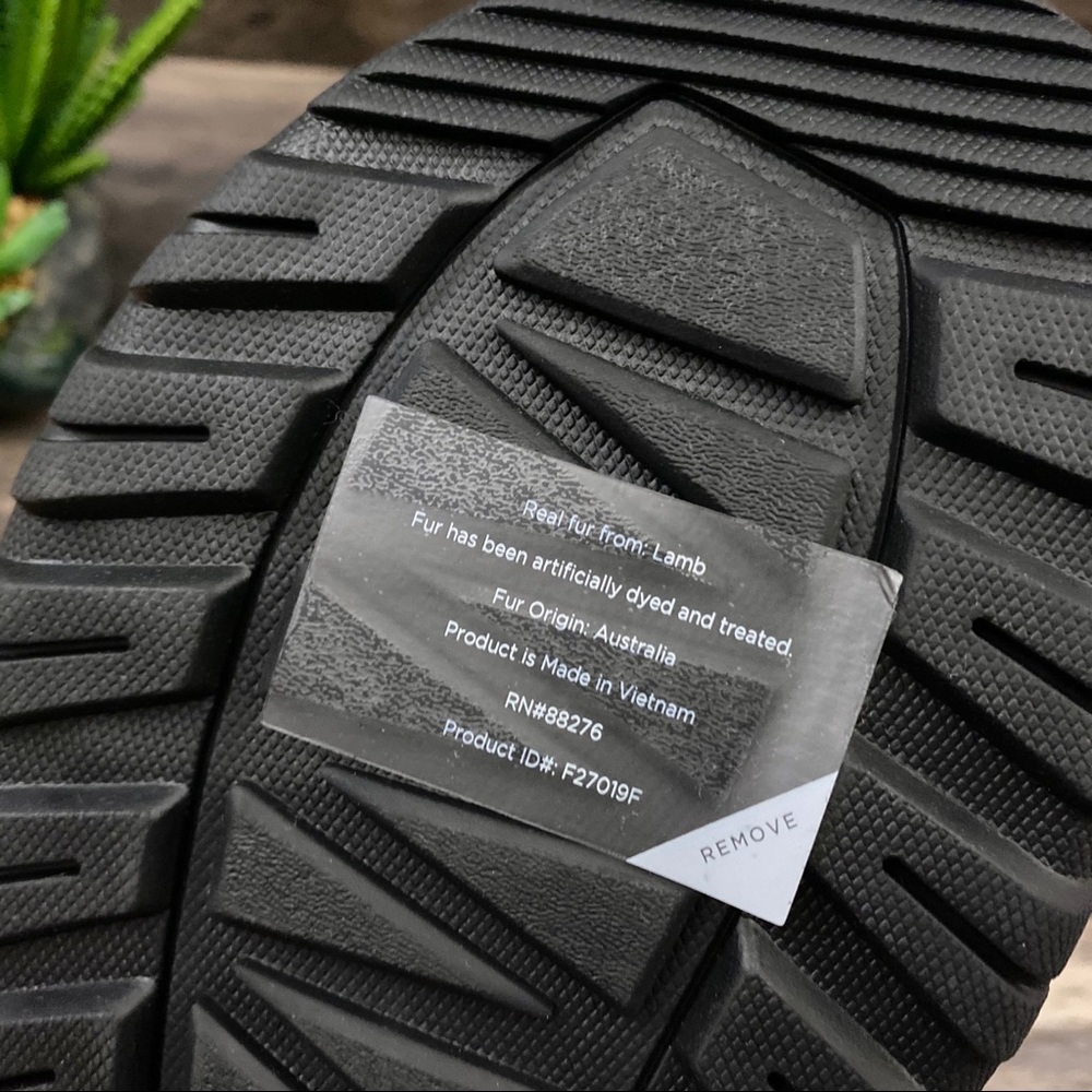 NIB Teva Hurricane Shearling Lined Sport Sandal - Picture 10 of 16